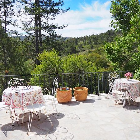Apartament Chambre Familiale Avec Terrasse Aux Portes Du Verdon Trigance Zewnętrze zdjęcie