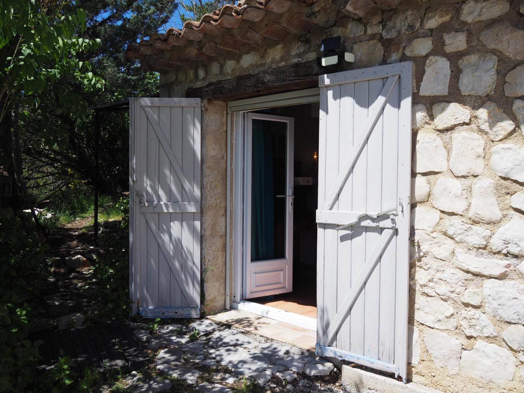 Apartament Chambre Familiale Avec Terrasse Aux Portes Du Verdon Trigance Zewnętrze zdjęcie